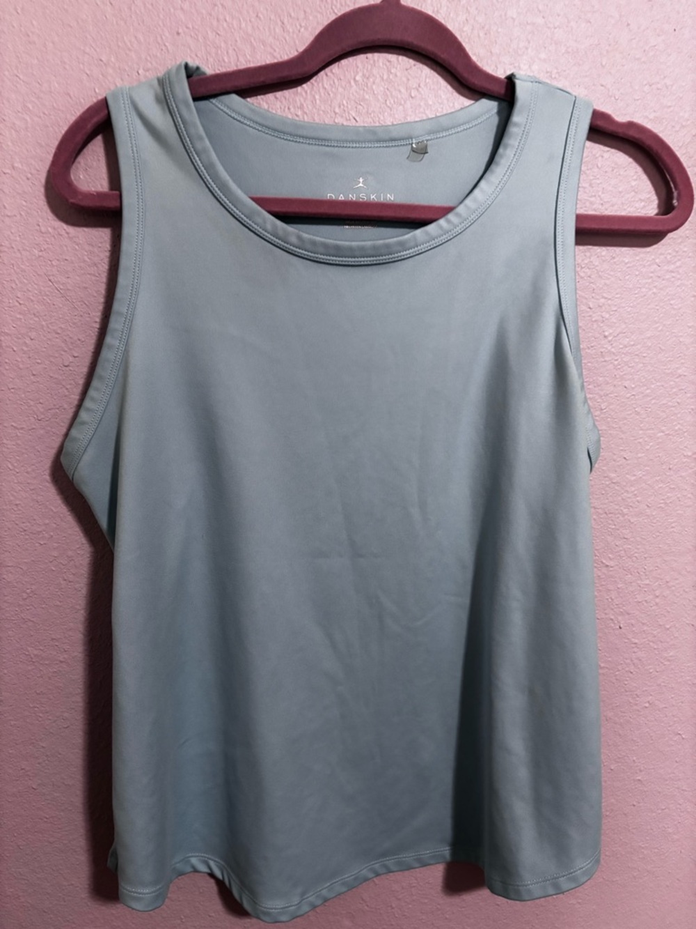 Danskin women’s aqua tank top